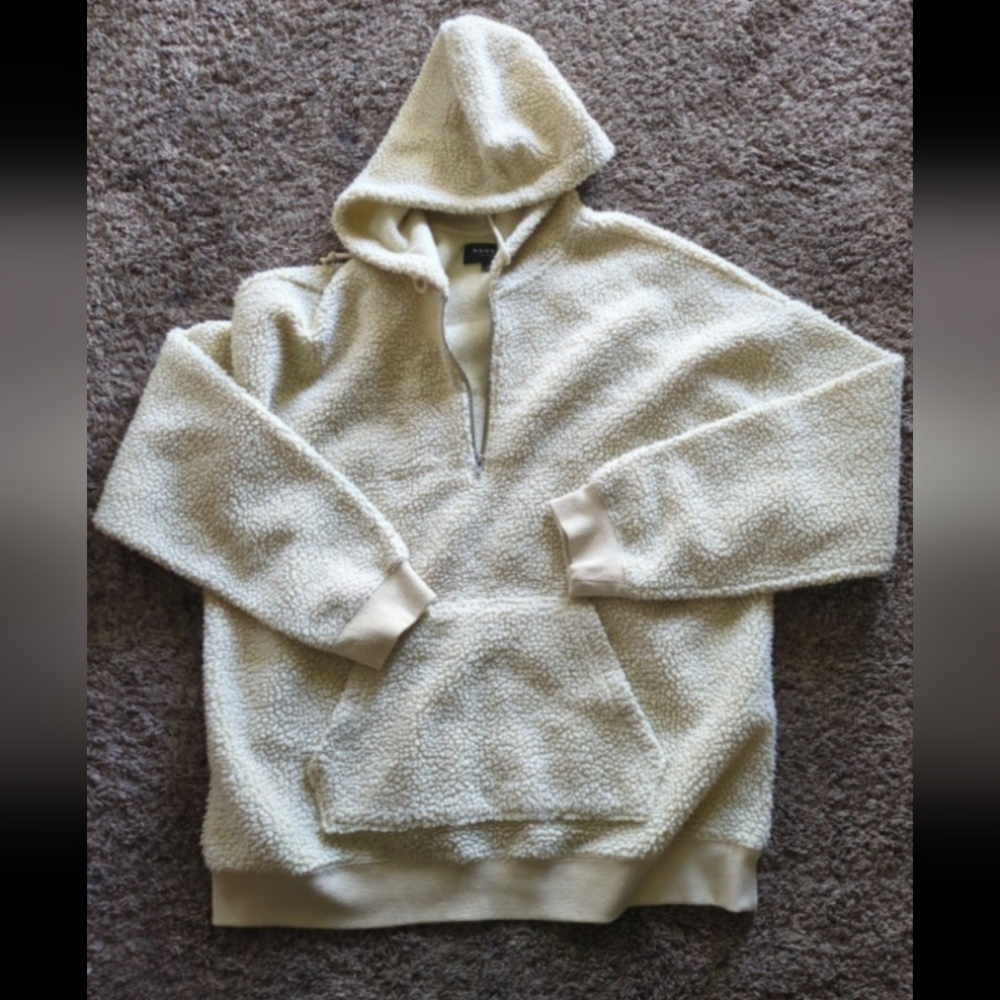 Pacsun XL Fuzzy Pull Over